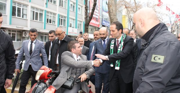 Yeniden refah partisi genel başkanı Dr. Fatih Erbakan Kocaeli ye geldi.